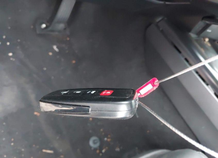 Photo 11 of 2018 Toyota Camry XSE (VIN 4T1B61HKXJU127671)