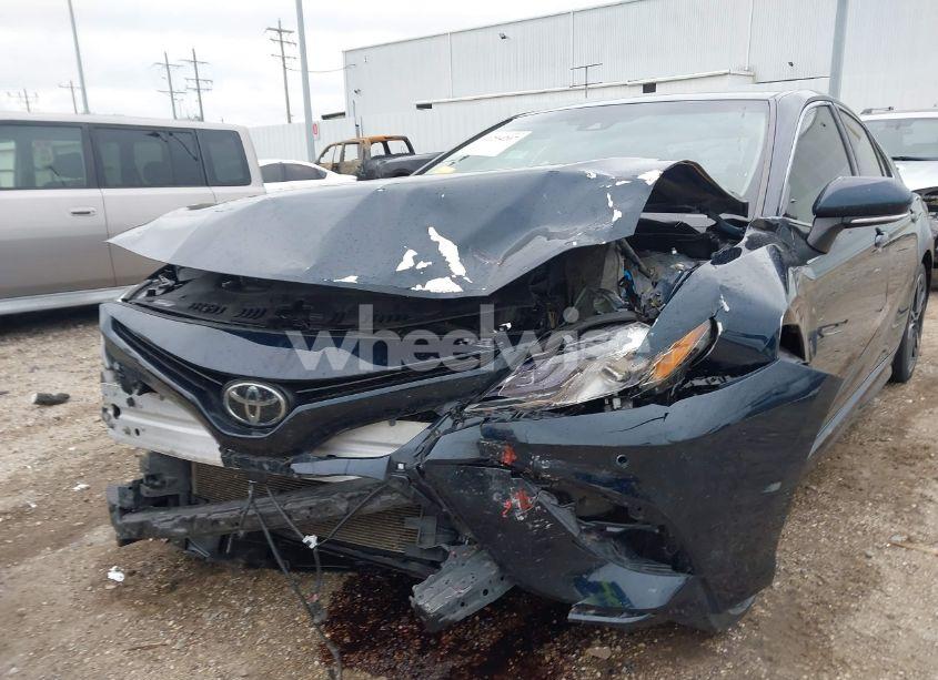 Photo 6 of 2018 Toyota Camry XSE (VIN 4T1B61HKXJU552694)