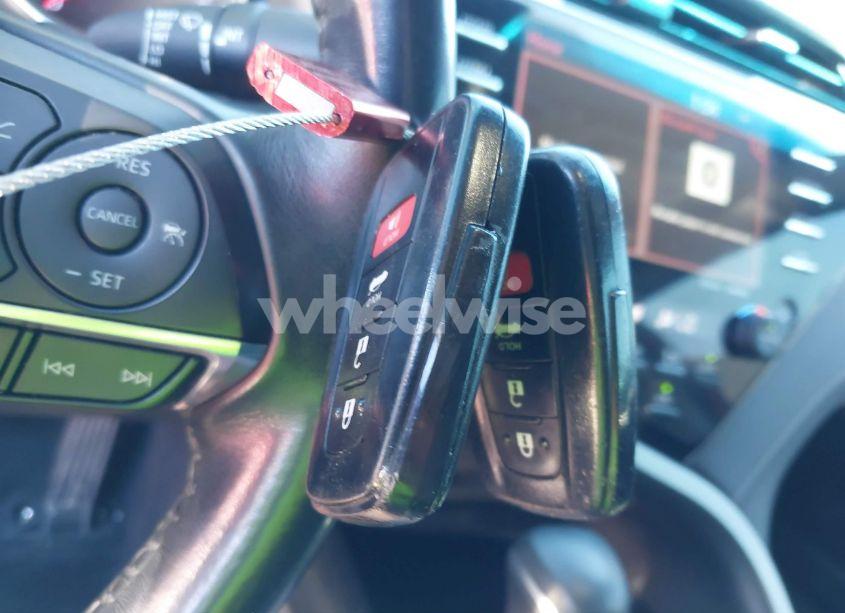 Photo 11 of 2019 Toyota Camry XSE (VIN 4T1B61HKXKU164558)