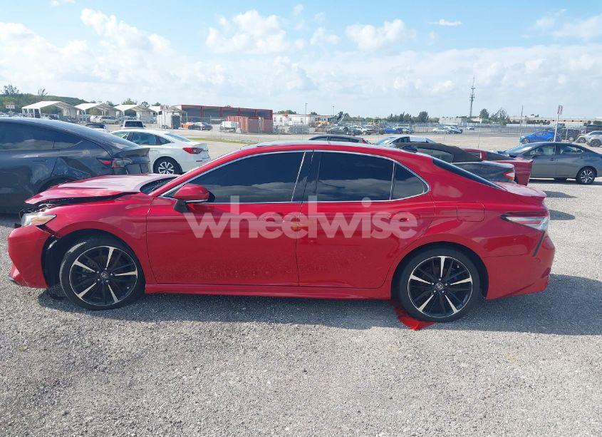 Photo 14 of 2019 Toyota Camry XSE (VIN 4T1B61HKXKU185345)