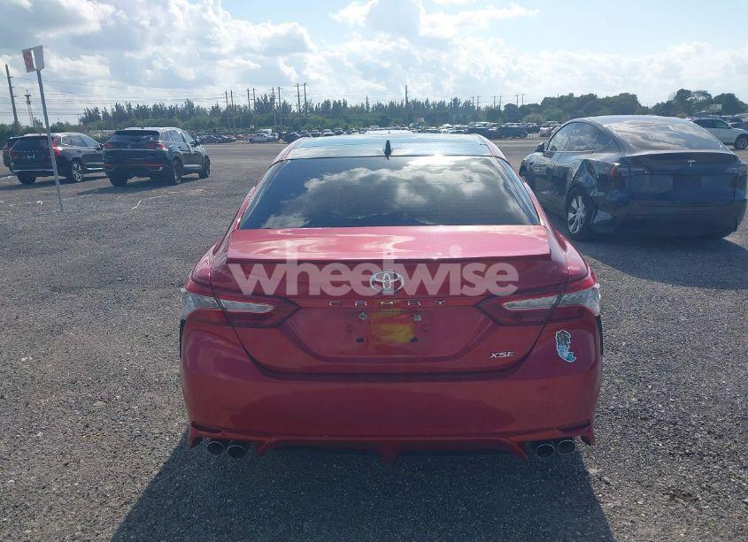 Photo 16 of 2019 Toyota Camry XSE (VIN 4T1B61HKXKU185345)