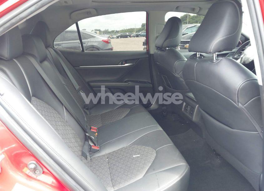 Photo 8 of 2019 Toyota Camry XSE (VIN 4T1B61HKXKU185345)