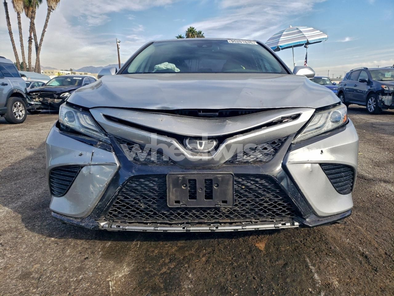 Photo 5 of 2019 TOYOTA CAMRY XSE (VIN 4T1B61HKXKU248024)