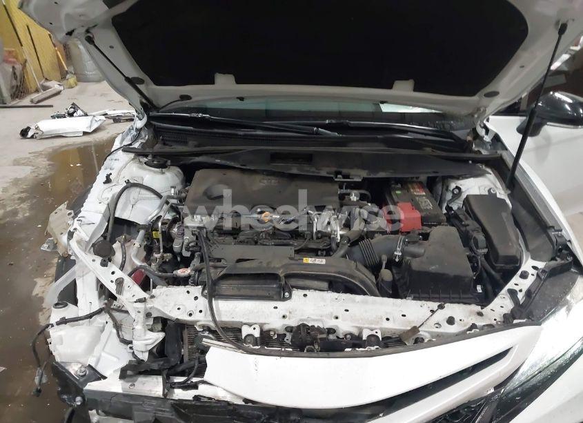 Photo 10 of 2019 Toyota Camry XSE (VIN 4T1B61HKXKU295120)