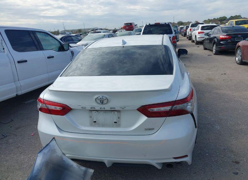 Photo 17 of 2019 Toyota Camry XSE (VIN 4T1B61HKXKU736776)