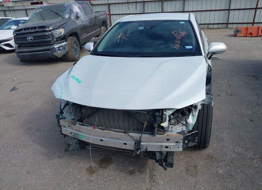 Photo 6 of 2019 Toyota Camry XSE (VIN 4T1B61HKXKU736776)