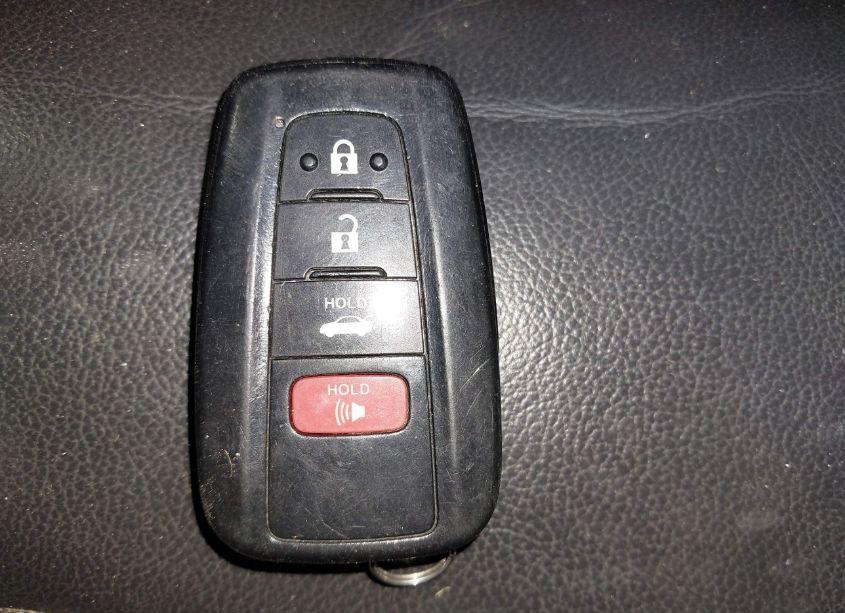 Photo 11 of 2019 Toyota Camry XSE (VIN 4T1B61HKXKU761080)