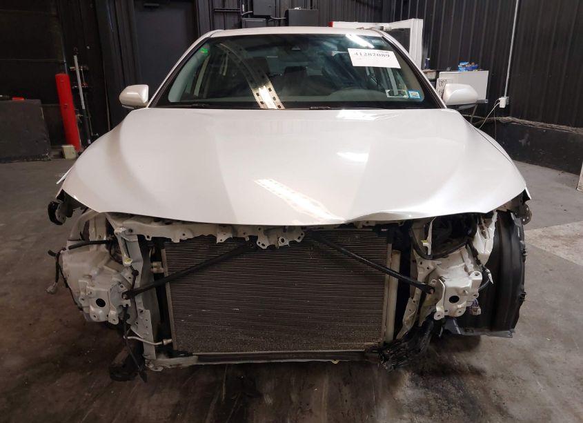 Photo 13 of 2019 Toyota Camry XSE (VIN 4T1B61HKXKU761080)