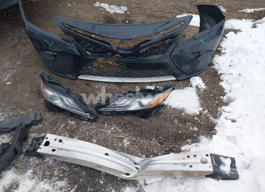 Photo 12 of 2019 Toyota Camry XSE (VIN 4T1B61HKXKU809239)