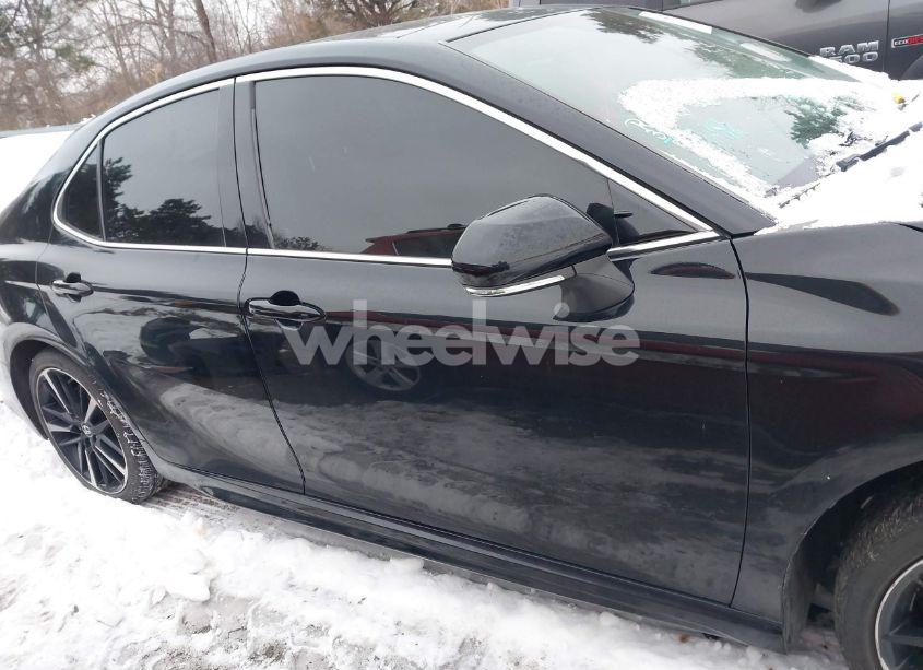 Photo 14 of 2019 Toyota Camry XSE (VIN 4T1B61HKXKU809239)