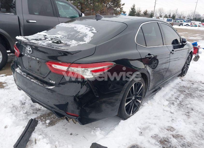 Photo 4 of 2019 Toyota Camry XSE (VIN 4T1B61HKXKU809239)