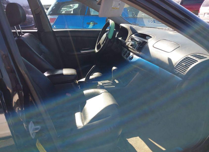 Photo 5 of 2005 Toyota Camry SE V6 (VIN 4T1BA30K85U509337)