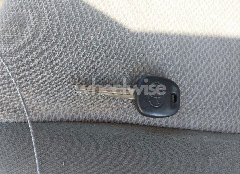 Photo 11 of 2005 Toyota Camry SE V6 (VIN 4T1BA32K05U073922)