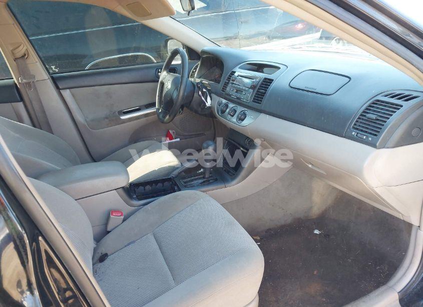 Photo 5 of 2005 Toyota Camry SE V6 (VIN 4T1BA32K05U073922)