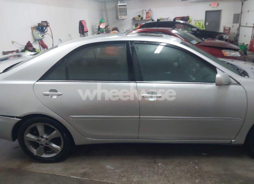 Photo 13 of 2005 Toyota Camry SE V6 (VIN 4T1BA32K05U074861)