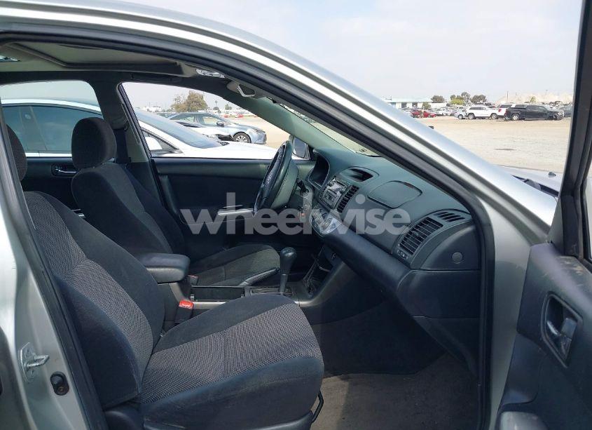 Photo 5 of 2005 Toyota Camry SE V6 (VIN 4T1BA32K15U039049)