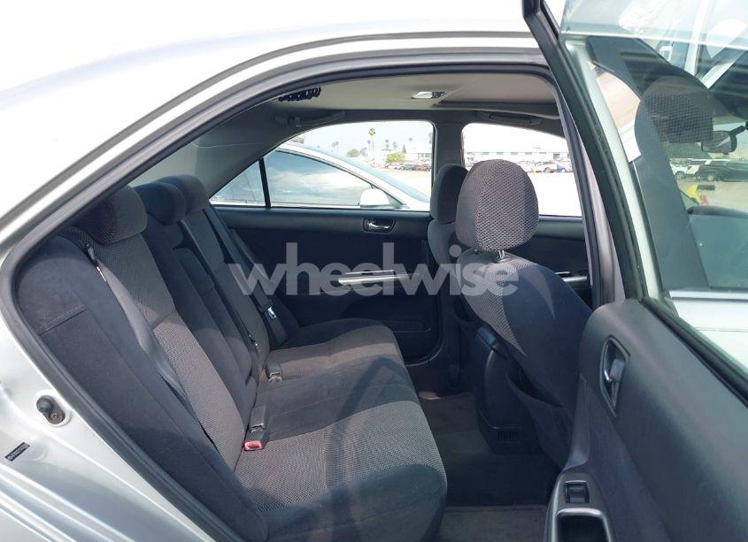 Photo 8 of 2005 Toyota Camry SE V6 (VIN 4T1BA32K15U039049)