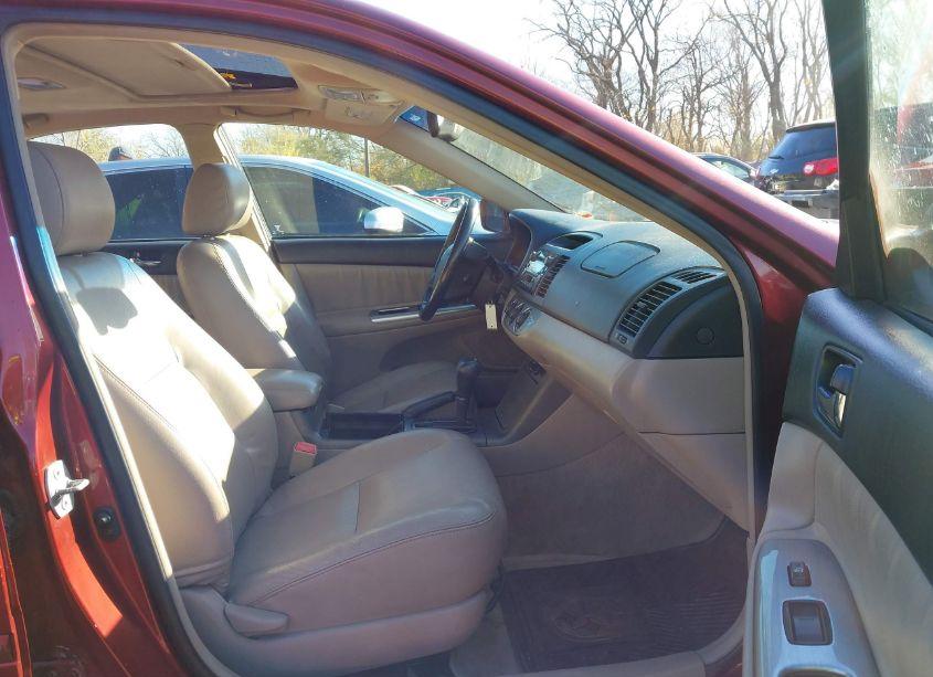 Photo 5 of 2005 Toyota Camry SE V6 (VIN 4T1BA32K15U506857)