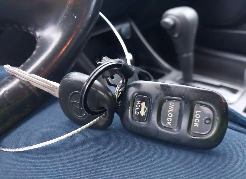 Photo 11 of 2004 Toyota Camry SE V6 (VIN 4T1BA32K24U016085)