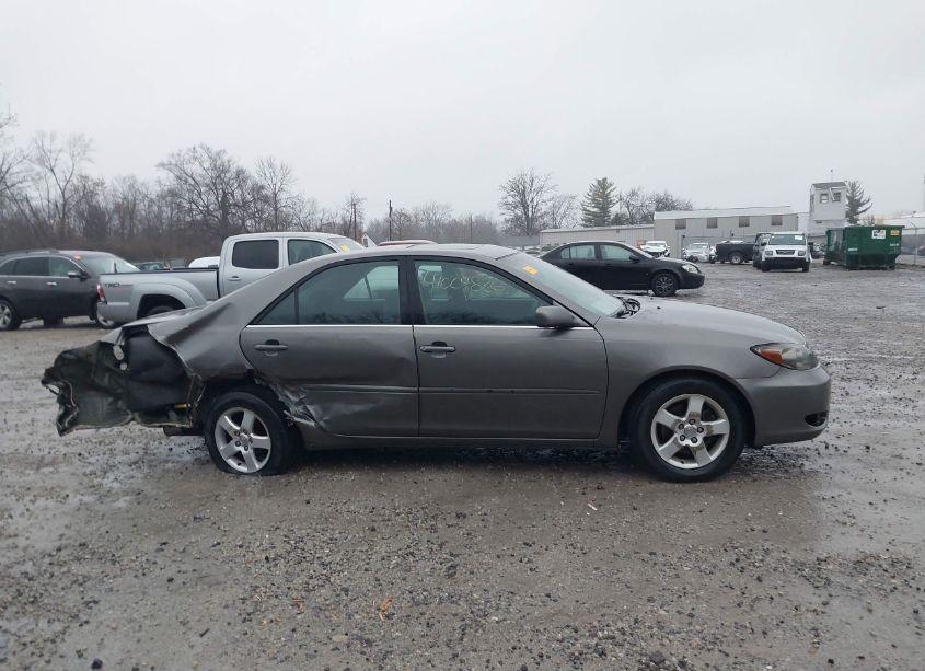 Photo 14 of 2004 Toyota Camry SE V6 (VIN 4T1BA32K24U016085)