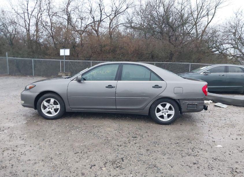 Photo 15 of 2004 Toyota Camry SE V6 (VIN 4T1BA32K24U016085)