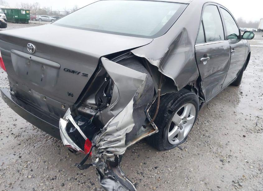 Photo 18 of 2004 Toyota Camry SE V6 (VIN 4T1BA32K24U016085)