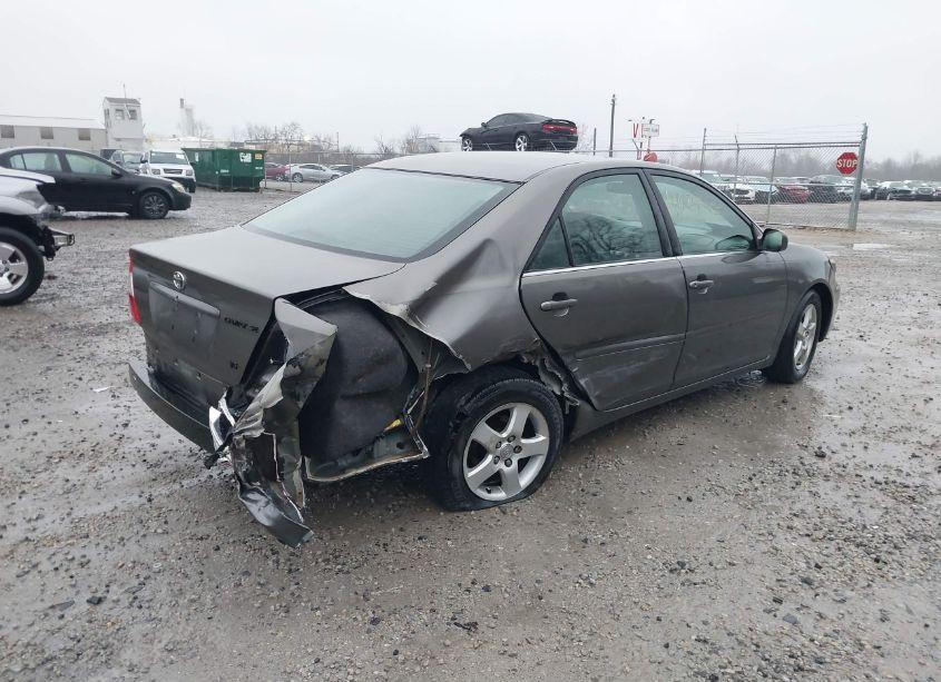 Photo 4 of 2004 Toyota Camry SE V6 (VIN 4T1BA32K24U016085)
