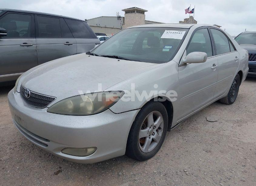 Photo 2 of 2004 Toyota Camry SE V6 (VIN 4T1BA32K44U015827)