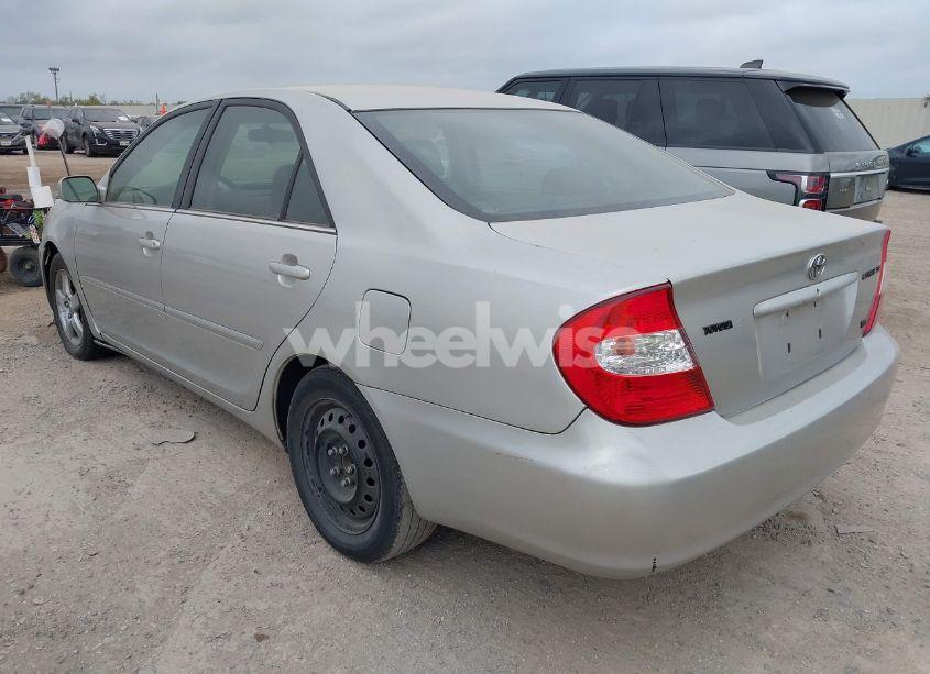 Photo 3 of 2004 Toyota Camry SE V6 (VIN 4T1BA32K44U015827)