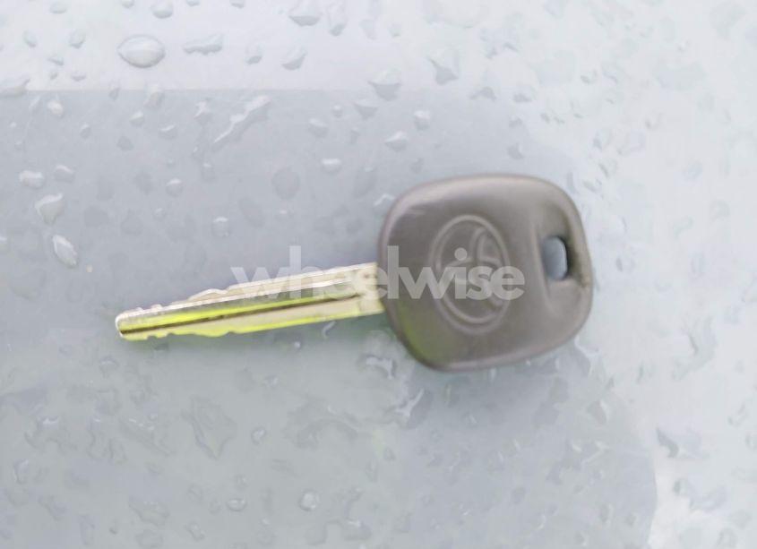 Photo 11 of 2004 Toyota Camry SE V6 (VIN 4T1BA32K44U503417)