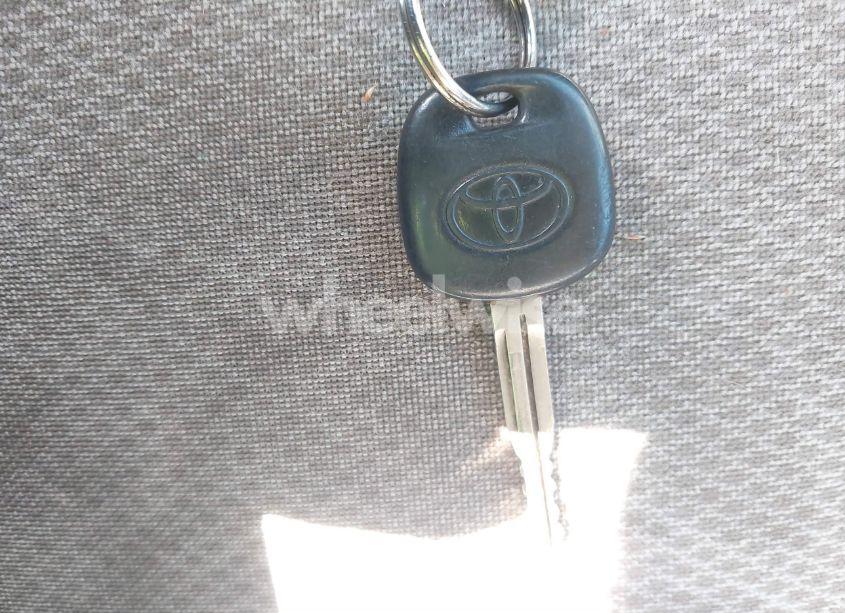 Photo 11 of 2004 Toyota Camry SE V6 (VIN 4T1BA32K44U504616)