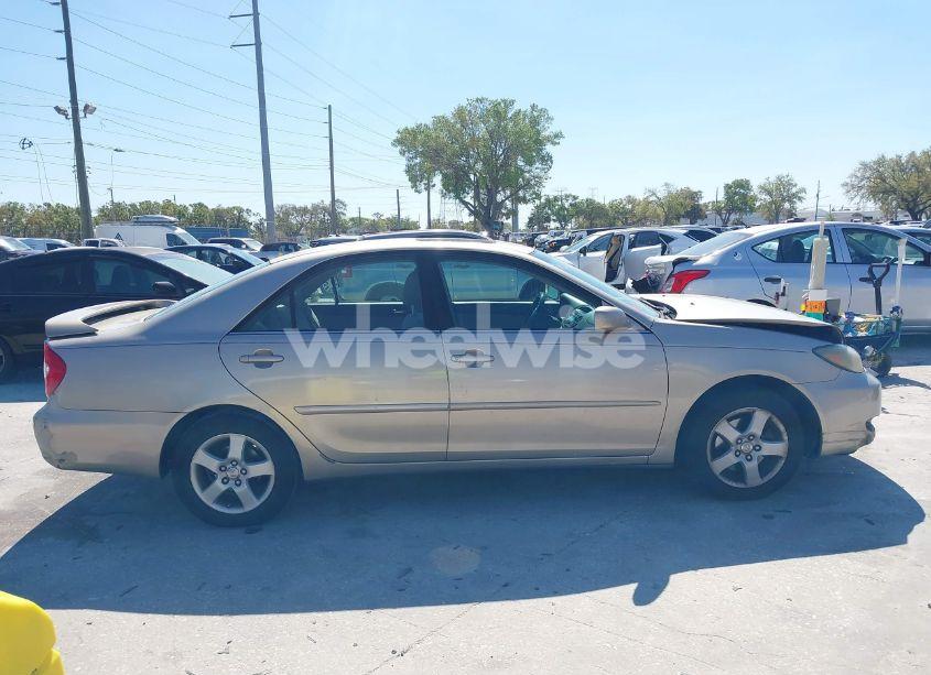 Photo 13 of 2004 Toyota Camry SE V6 (VIN 4T1BA32K44U504616)