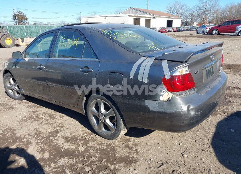Photo 3 of 2005 Toyota Camry SE V6 (VIN 4T1BA32K45U072370)