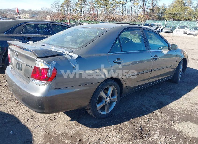 Photo 4 of 2005 Toyota Camry SE V6 (VIN 4T1BA32K45U072370)