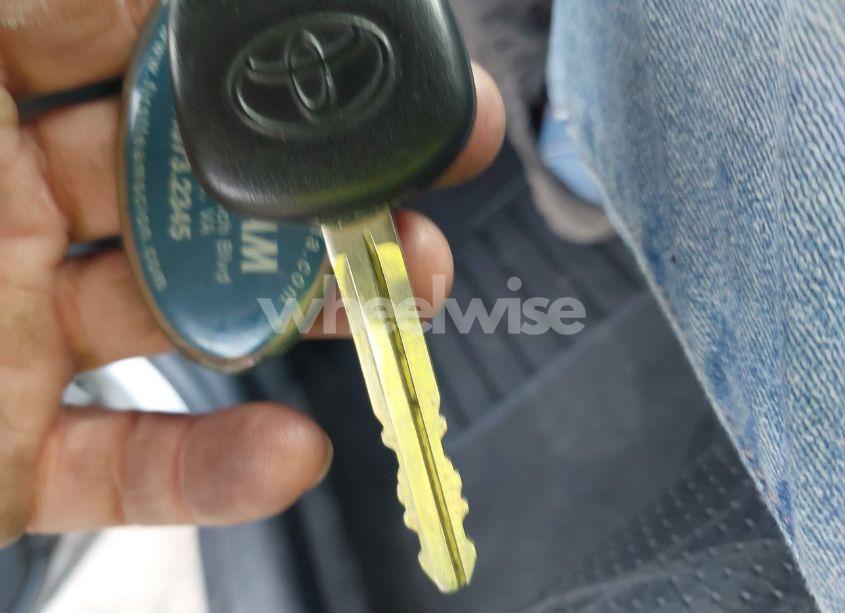 Photo 11 of 2004 Toyota Camry SE V6 (VIN 4T1BA32K64U505010)