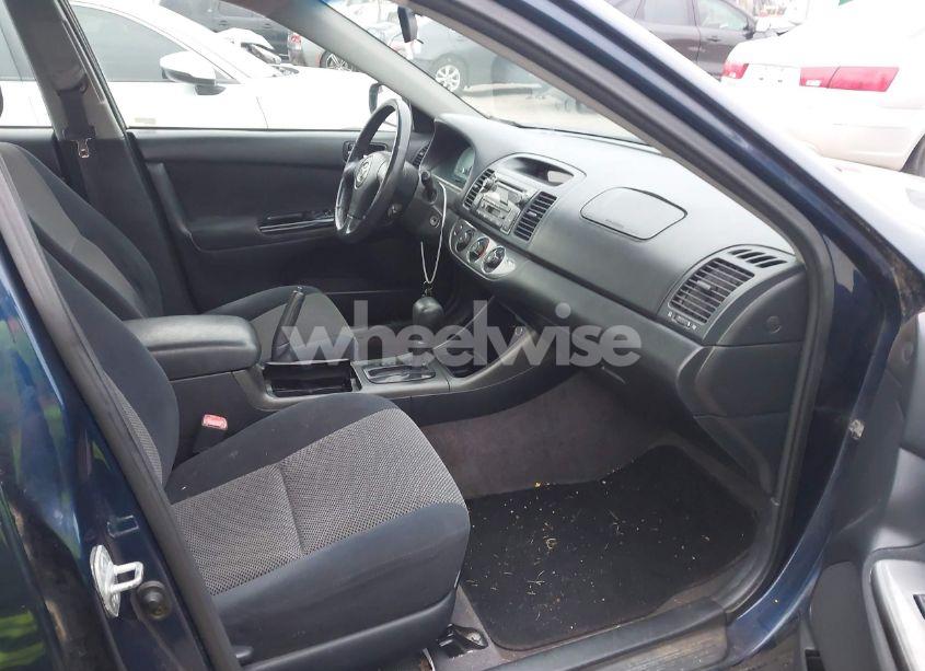 Photo 5 of 2004 Toyota Camry SE V6 (VIN 4T1BA32K84U505848)