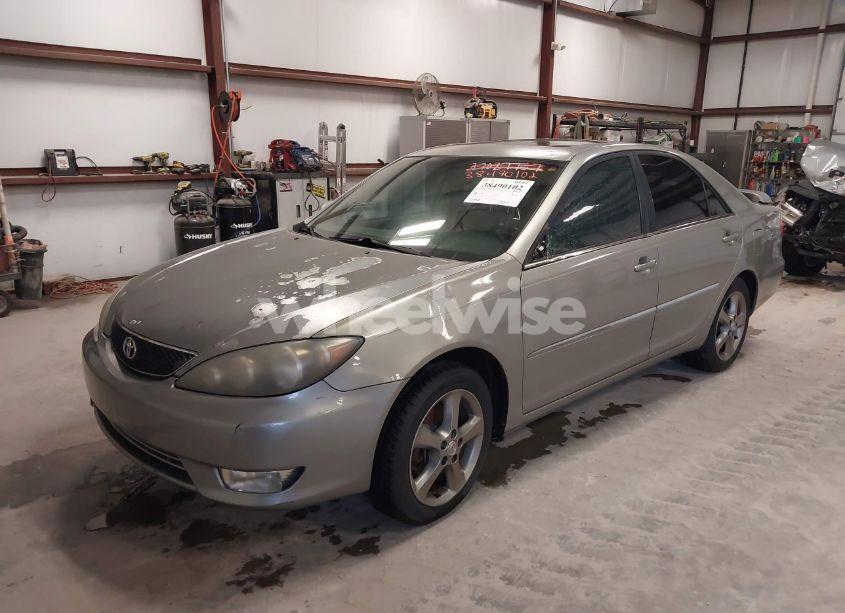 Photo 2 of 2005 Toyota Camry SE V6 (VIN 4T1BA32K85U055037)