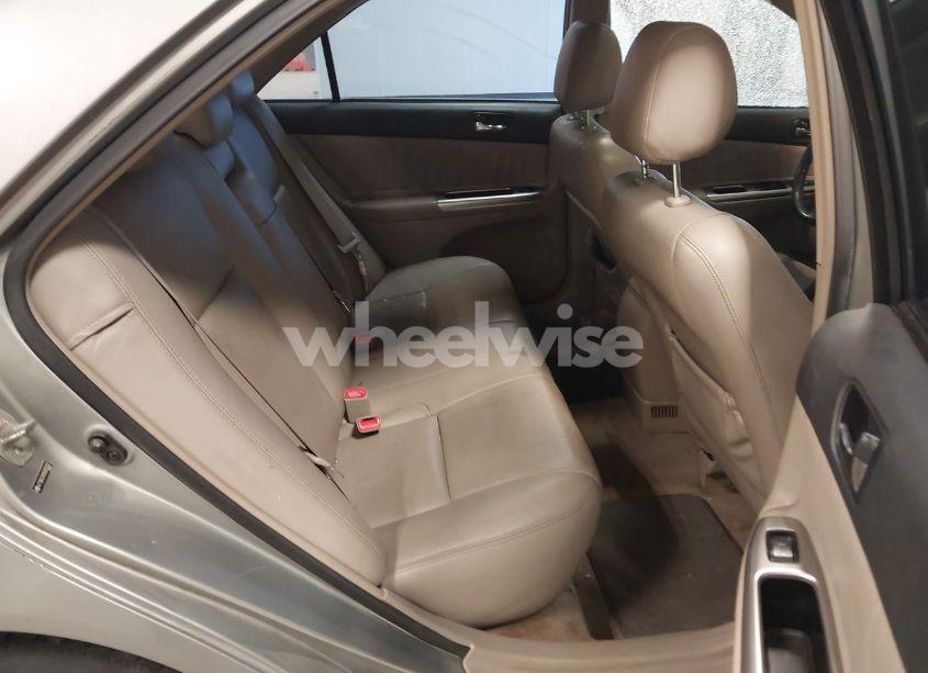 Photo 8 of 2005 Toyota Camry SE V6 (VIN 4T1BA32K85U055037)