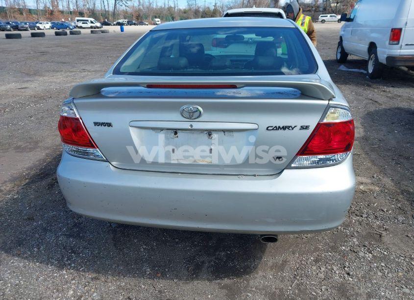 Photo 16 of 2005 Toyota Camry SE V6 (VIN 4T1BA32K85U062683)