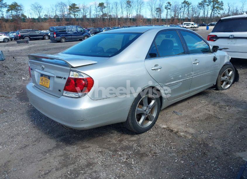 Photo 4 of 2005 Toyota Camry SE V6 (VIN 4T1BA32K85U062683)