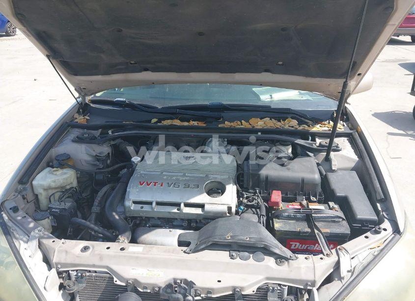 Photo 10 of 2005 Toyota Camry SE V6 (VIN 4T1BA32K95U046895)