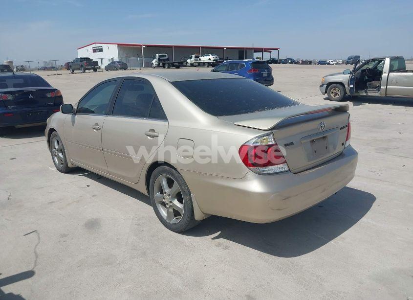Photo 3 of 2005 Toyota Camry SE V6 (VIN 4T1BA32K95U046895)