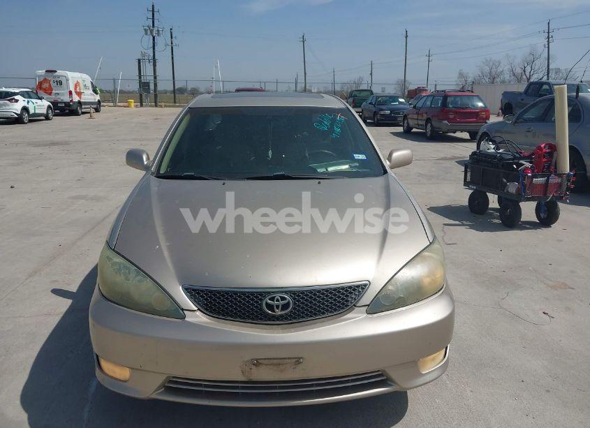 Photo 6 of 2005 Toyota Camry SE V6 (VIN 4T1BA32K95U046895)