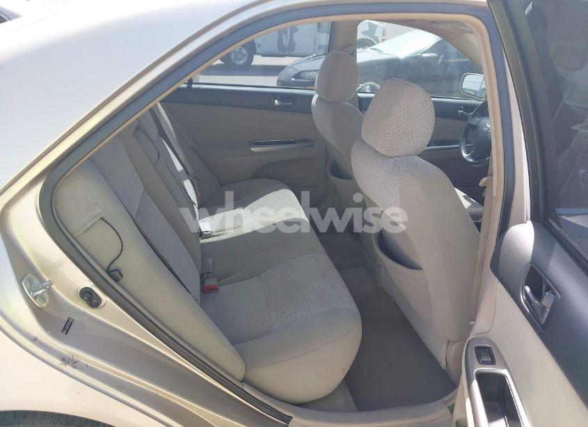 Photo 8 of 2005 Toyota Camry SE V6 (VIN 4T1BA32K95U046895)