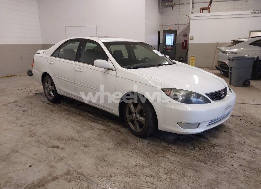 2006 Toyota Camry SE V6 (VIN 4T1BA32K96U084130) main photo
