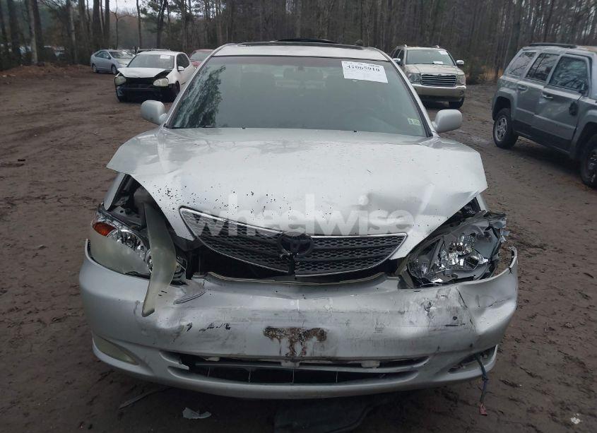 Photo 11 of 2004 Toyota Camry SE V6 (VIN 4T1BA32KX4U500151)