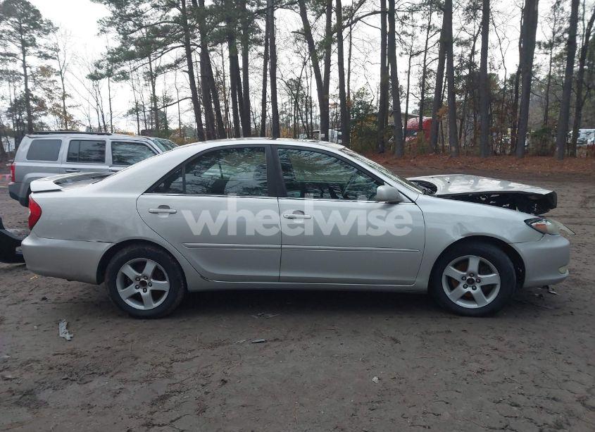 Photo 12 of 2004 Toyota Camry SE V6 (VIN 4T1BA32KX4U500151)