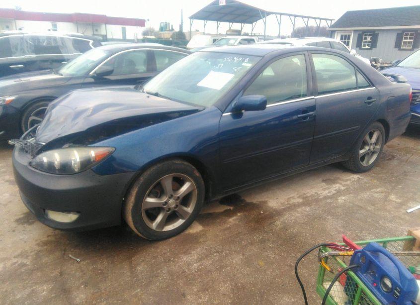 Photo 2 of 2005 Toyota Camry SE V6 (VIN 4T1BA32KX5U509742)