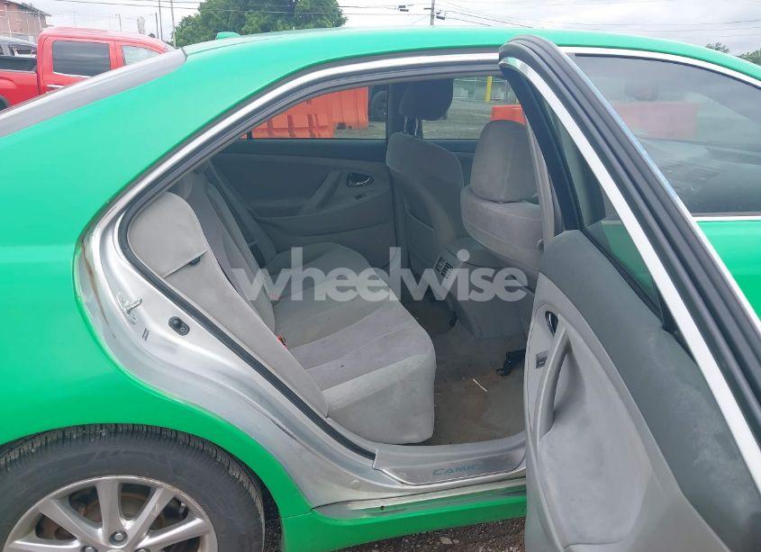 Photo 8 of 2010 Toyota Camry HYBRID (VIN 4T1BB3EK0AU116724)