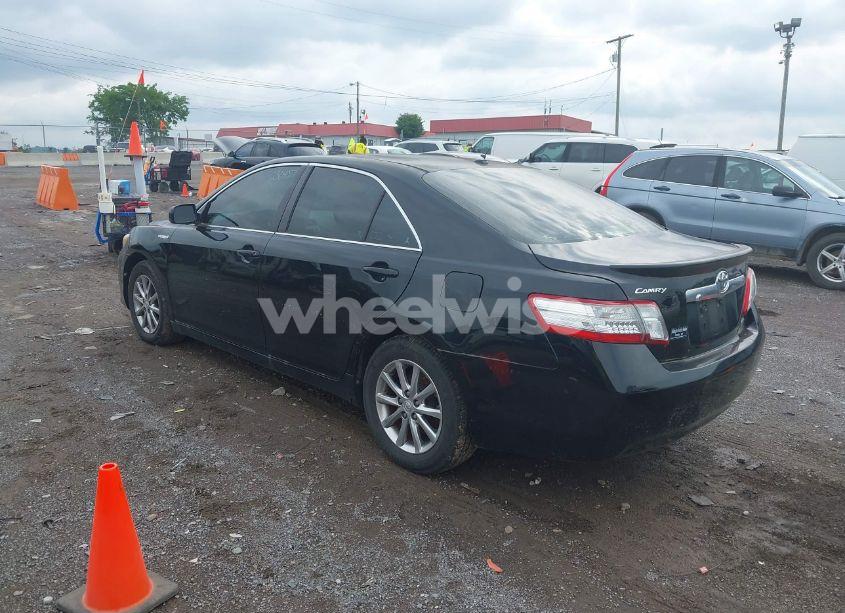 Photo 3 of 2011 Toyota Camry HYBRID (VIN 4T1BB3EK0BU140037)